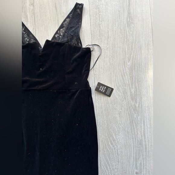 Express Black velvet midi dress lace straps v neck - Picture 5 of 5
